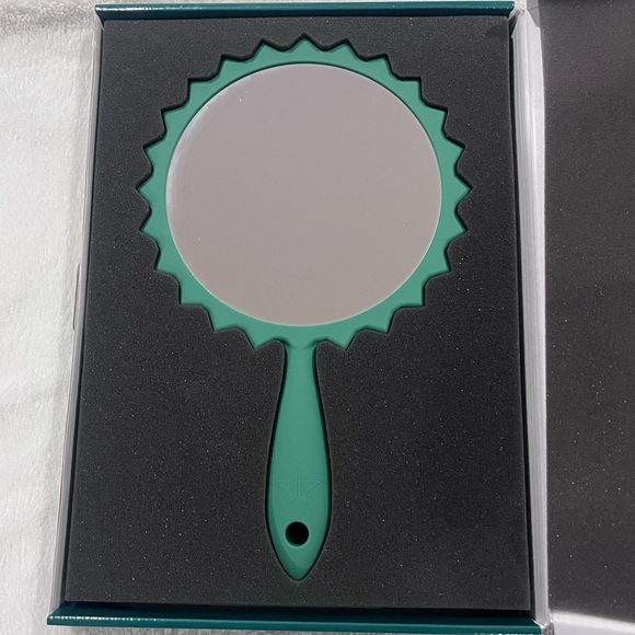 Jeffree Star Cosmetics 
Blood Money Mirror - Picture 4 of 5